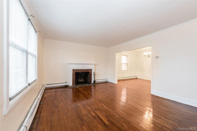 Foto del edificio - 166-23 24th Ave