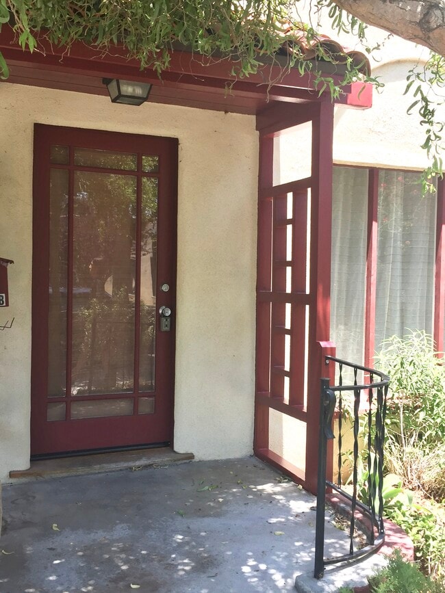 Building Photo - 1753 Washington Way