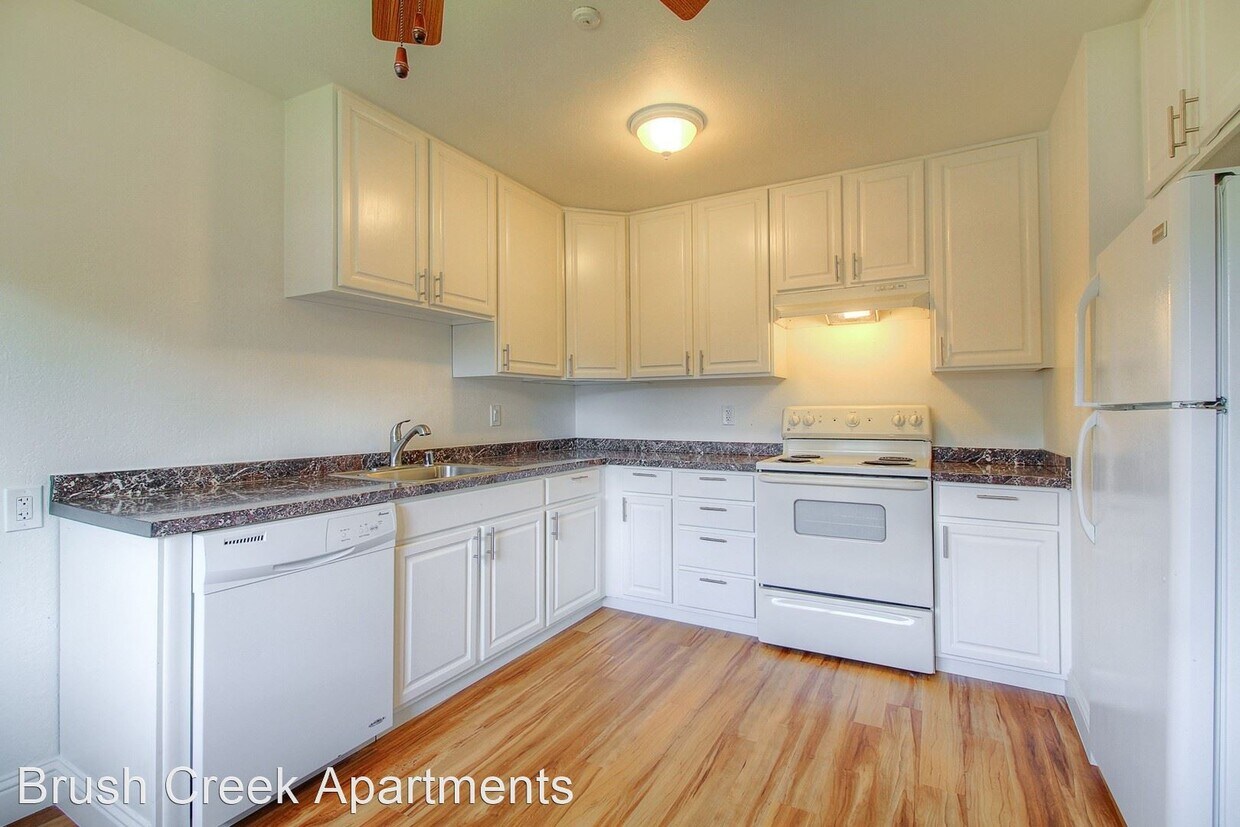 Foto principal - 6233-6233 Montecito Blvd