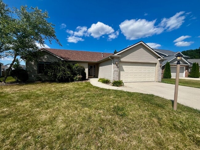 Building Photo - 2726 Bearberry Ct