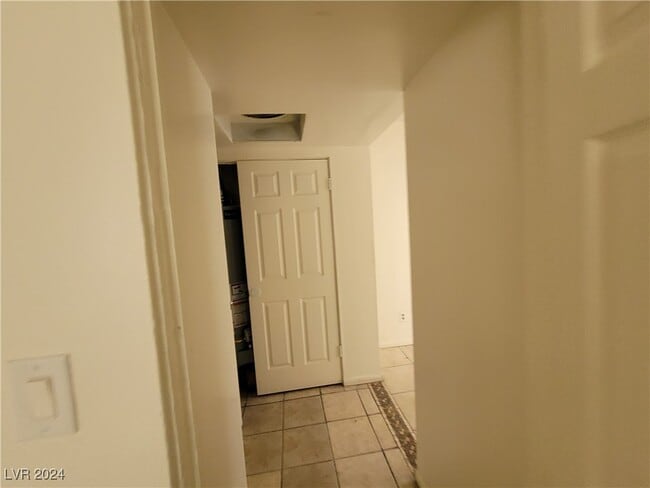 Building Photo - 2109 Glider St