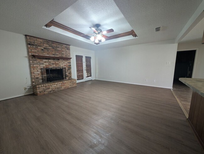 Foto del edificio - 3008 Brittney Ln