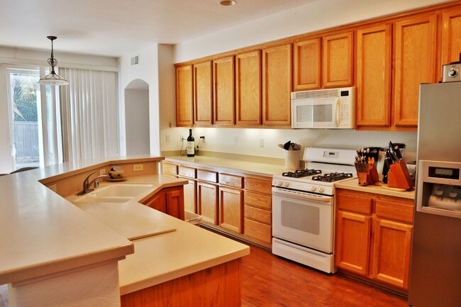 Building Photo - 6705 Silver Mill Way