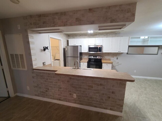 Building Photo - 36232 Misty Oak Dr