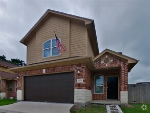 Building Photo - 12711 Plummersville St