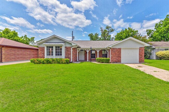 Building Photo - 9631 Bundy Ln