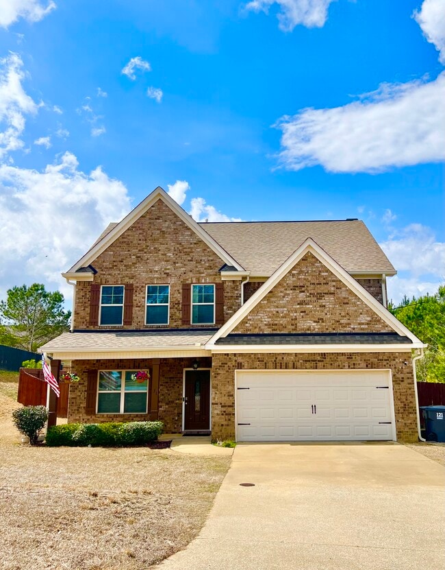 Building Photo - 31 White Pine Way