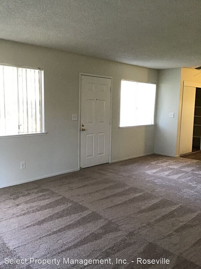 Building Photo - 2 br, 1 bath House - 4726 Greenholme Drive #1