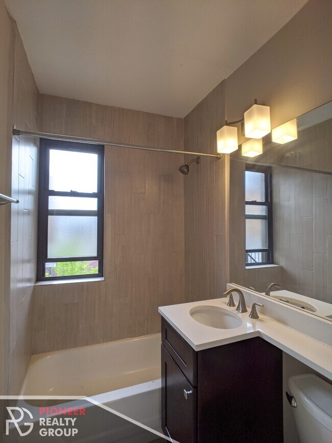Foto del edificio - 2832 W Palmer St