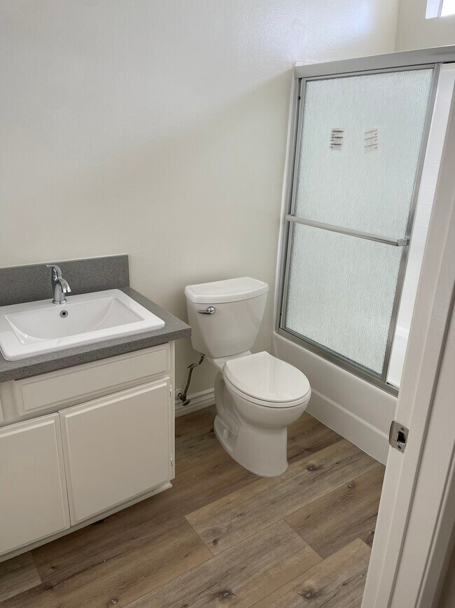 Baño - 12035 Washington Pl