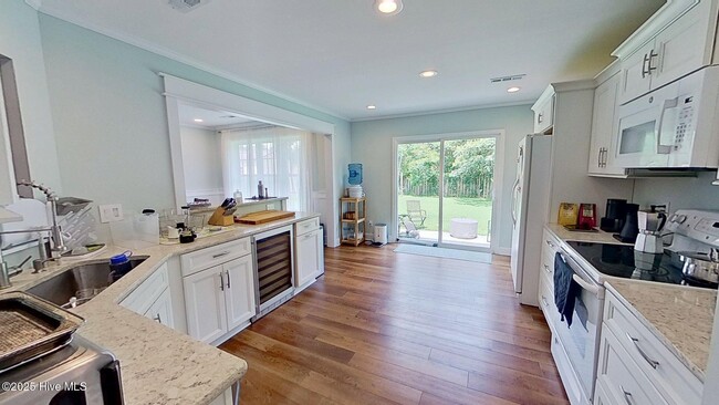 Building Photo - 7106 Haven Way