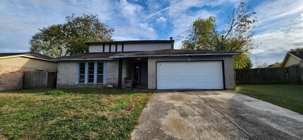 Building Photo - 7807 Lamppost Ct