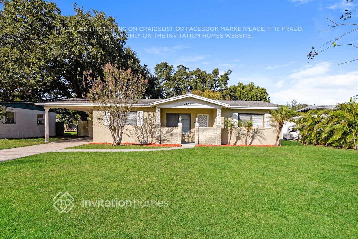 Primary Photo - 1709 Idaho Ave