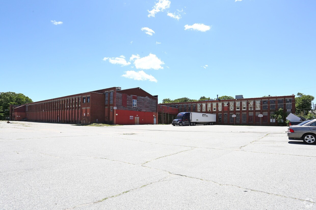 Foto del edificio - Garfield Mills Apartments