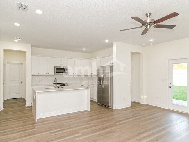 Foto del edificio - 96866 Blackrock Cv Wy