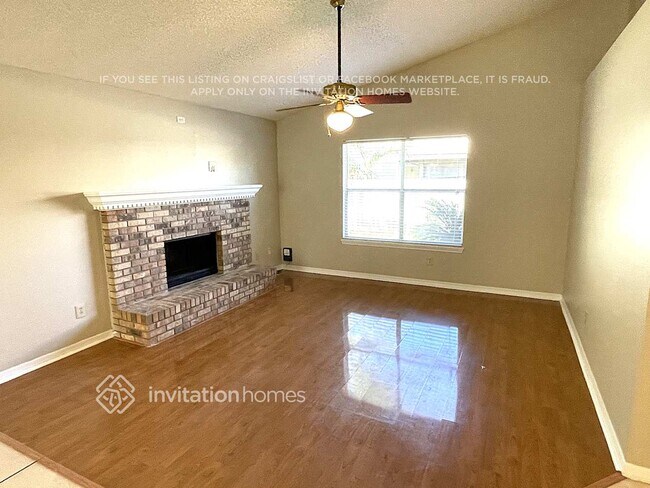 Building Photo - 842 Shriver Cir