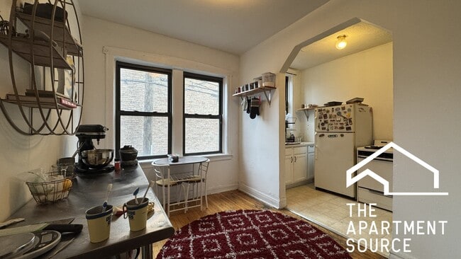 Building Photo - 2919 W McLean Ave