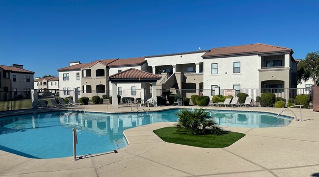 Building Photo - San Martin Apartments