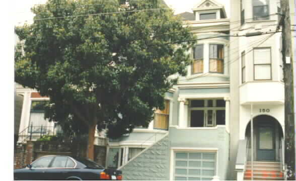 Primary Photo - 152 Carl St