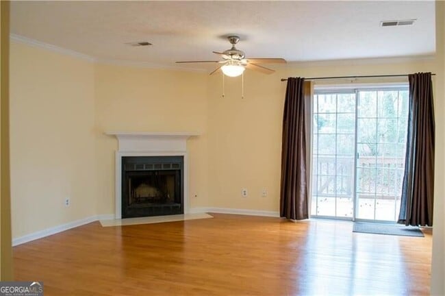 Building Photo - 4014 Bayside Cir