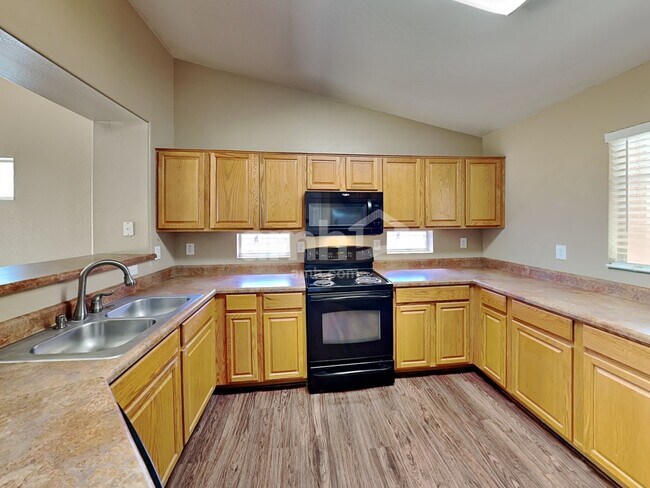 Foto del edificio - 2653 W Sunset Way