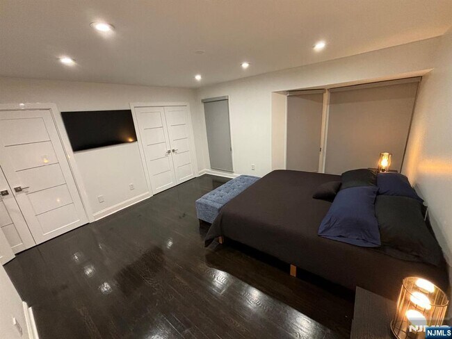 Foto del edificio - 20 Veterans Way