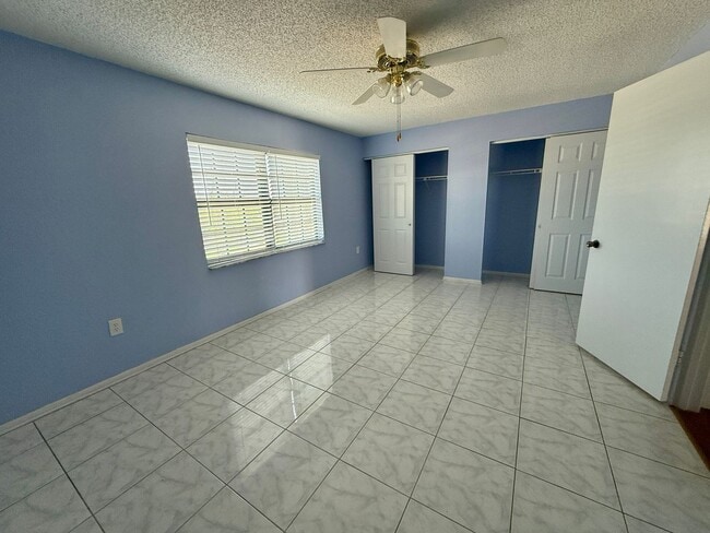 Building Photo - CONCORD VILLAGE 1/1 SPACIOUS 820 SF CONDO