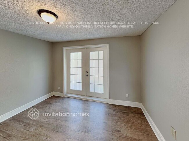 Foto del edificio - 302 Iowa Woods Cir W