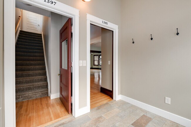 Foto del edificio - 1395 Englewood Ave