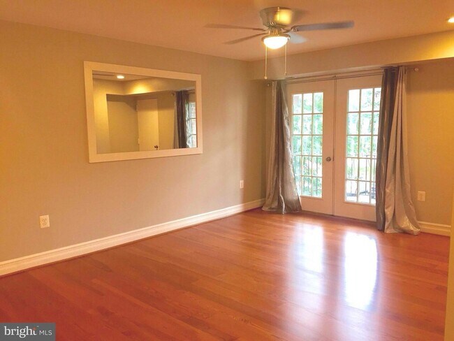 Foto del edificio - 401 N Beauregard St