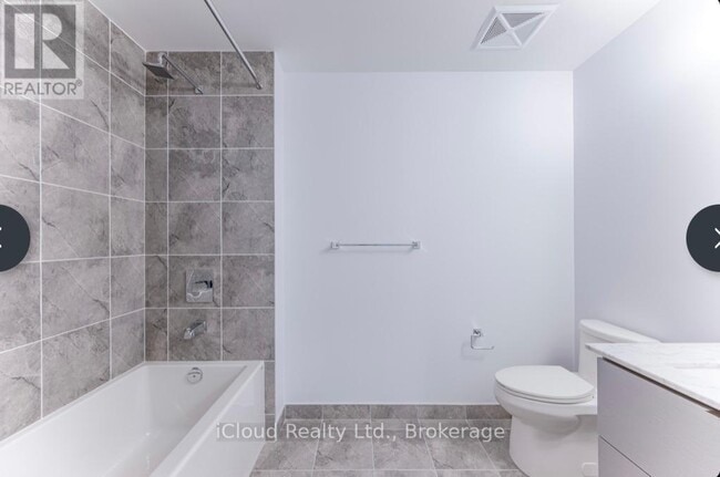 Building Photo - 36 Elm Dr W