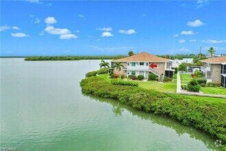 Building Photo - 330 Kon Tiki Dr