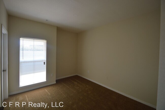 Building Photo - 2 br, 1 bath House - 13110 Arbor Isle Dr #304