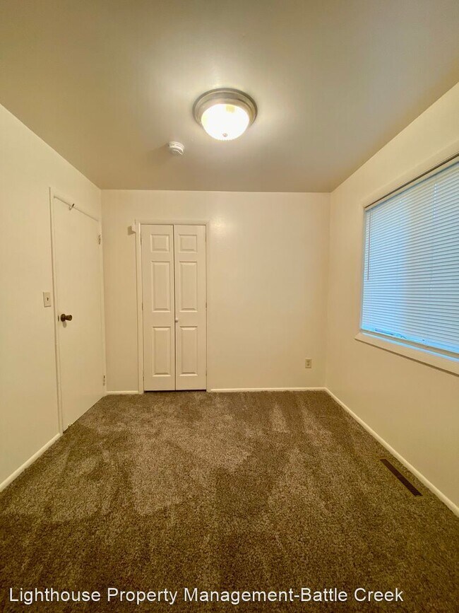 Building Photo - 2 br, 1 bath House - 58 E Baldwin Ave