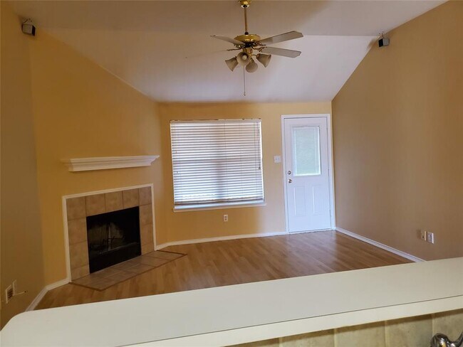 Building Photo - 1412 Morin Dr