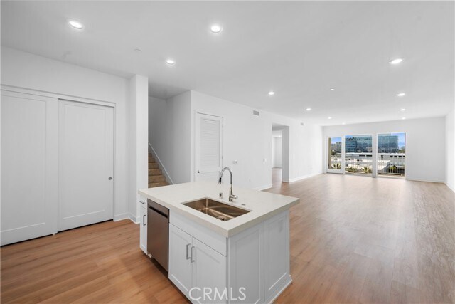 Building Photo - 2605 Rivington