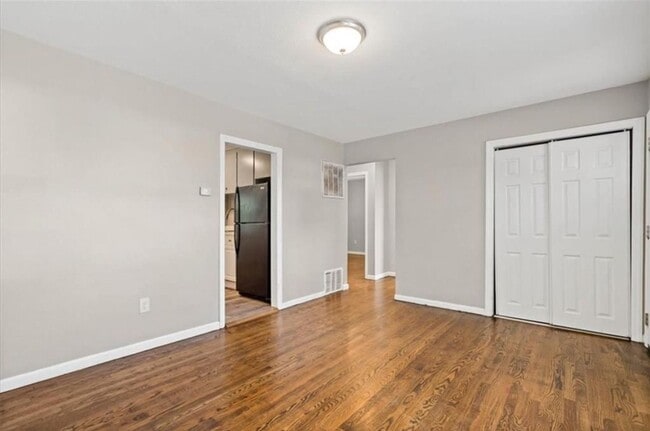 Foto del edificio - 2 bed one bath very nice house