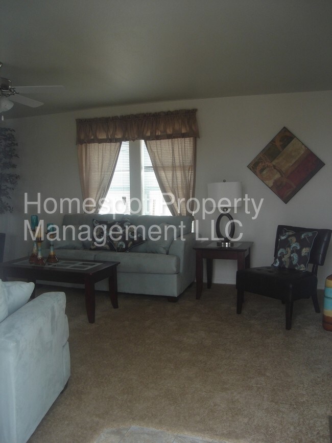 Foto del edificio - 1604 N Austin St