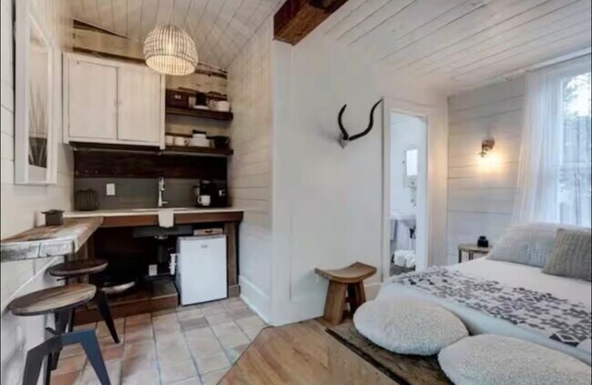 Foto del edificio - 3617 Ave Q 1/2