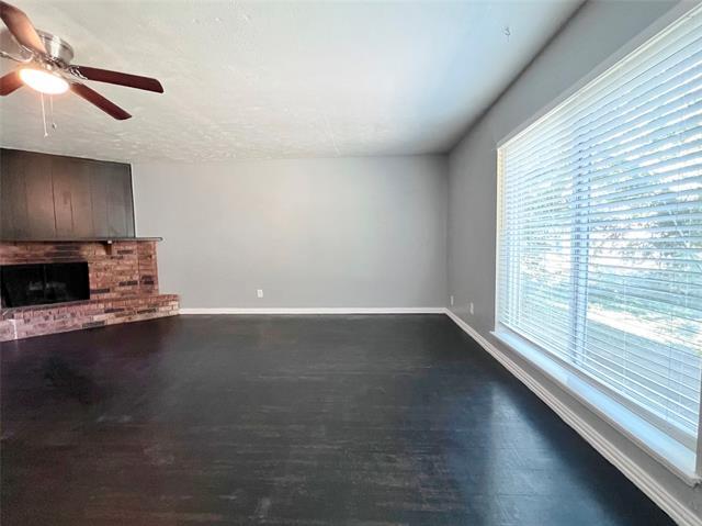 Foto del edificio - 7309 Ashcrest Ln