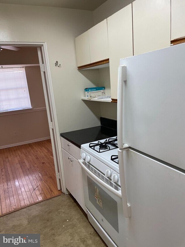 Primary Photo - 7096 Spring Garden Dr
