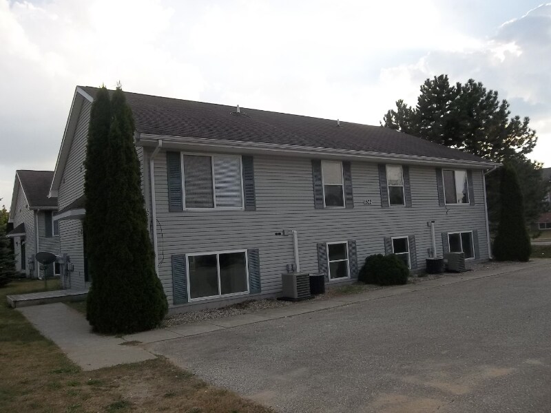 Primary Photo - 1502 Flynn Ln
