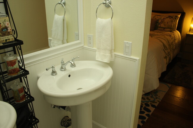 Building Photo - 339 Pollard Way
