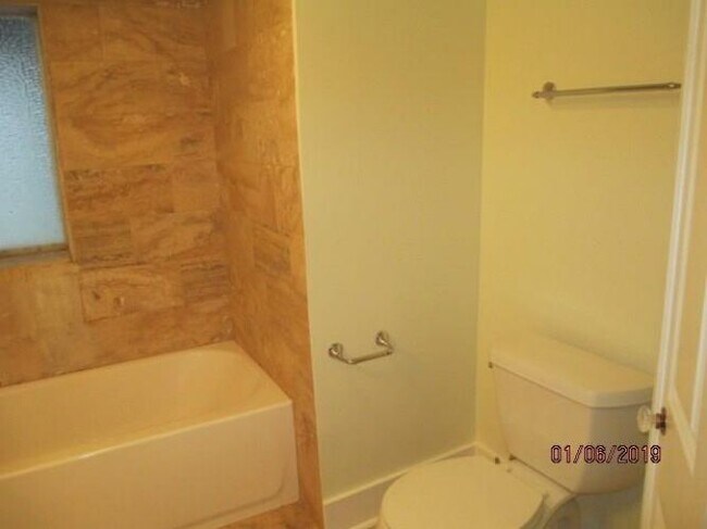 Foto del edificio - 7701 Jeannette St