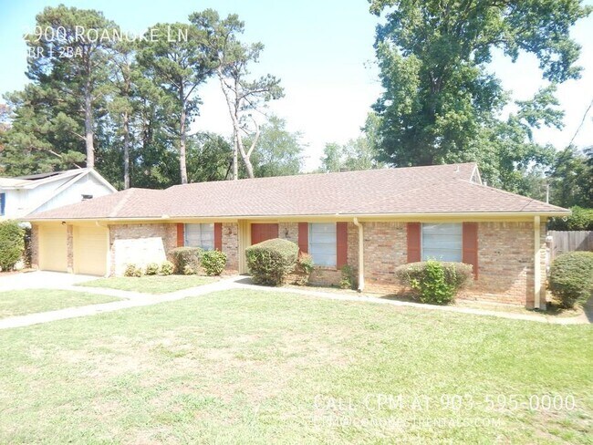 Building Photo - Beautiful 4 Bedroom, 2 Bathroom House in T...