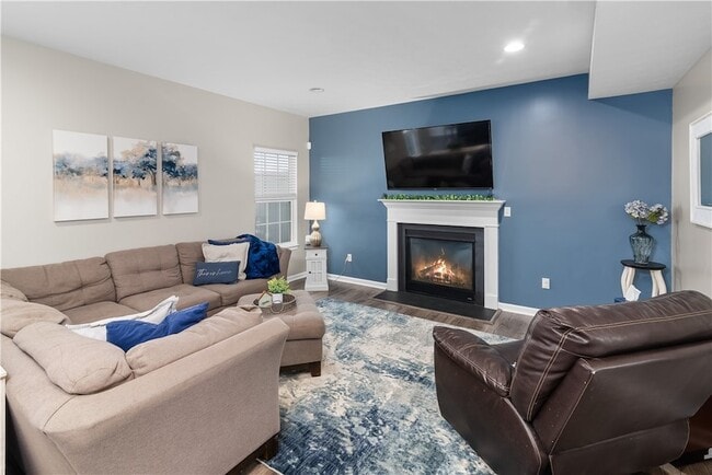 Building Photo - 114 Granite Ridge Cir