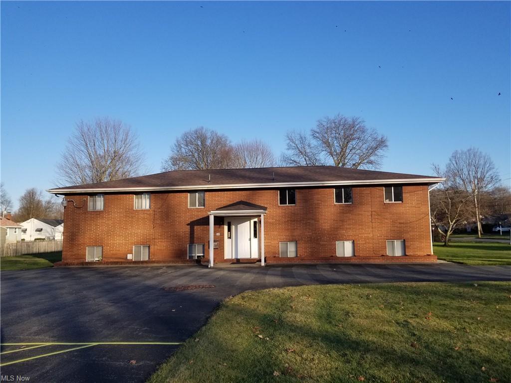 362 Meadowbrook Ave Unit 3, Youngstown, OH 44512 Room for Rent in