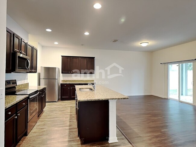 Foto del edificio - 4766 Osprey Way