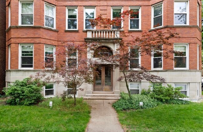 Building Photo - 3656 N Bosworth Ave