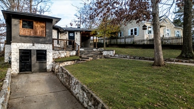 Building Photo - 19 Granada Dr